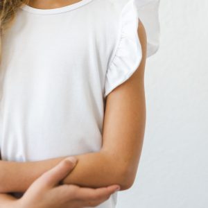 T-Shirt – Weiß, Rüschen