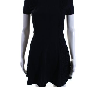 Valentino – Damen – Marineblau – Spitzenbesatz – Kurzarm – körpernahes Oberteil und ausgestellter Rock – Kleid – 7833479381052